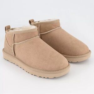 UGG “classic ultra mini boot” sand/size 8